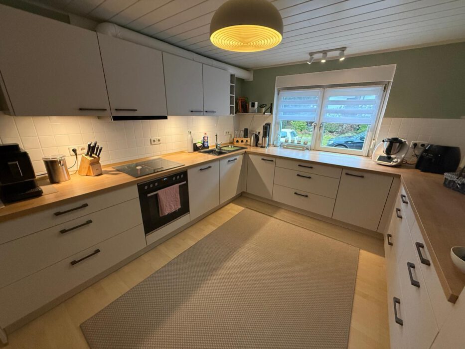 52ebad13-c4f0-4892-b208-c2ba15e95acd